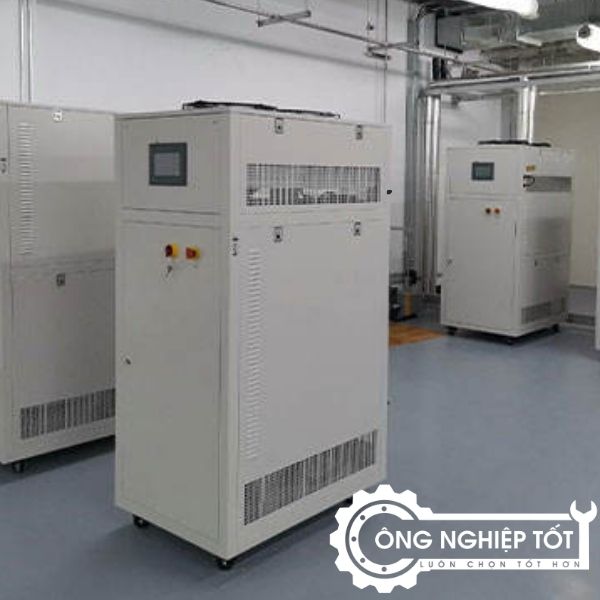 Hệ thống Chiller giải nhiệt trong nhà máy